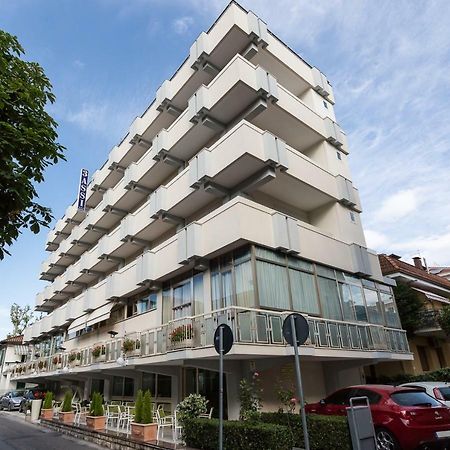 Hotel Tre Assi ريميني المظهر الخارجي الصورة