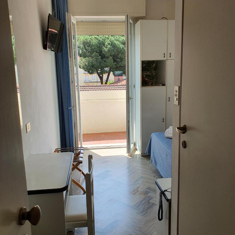Hotel Tre Assi ريميني المظهر الخارجي الصورة