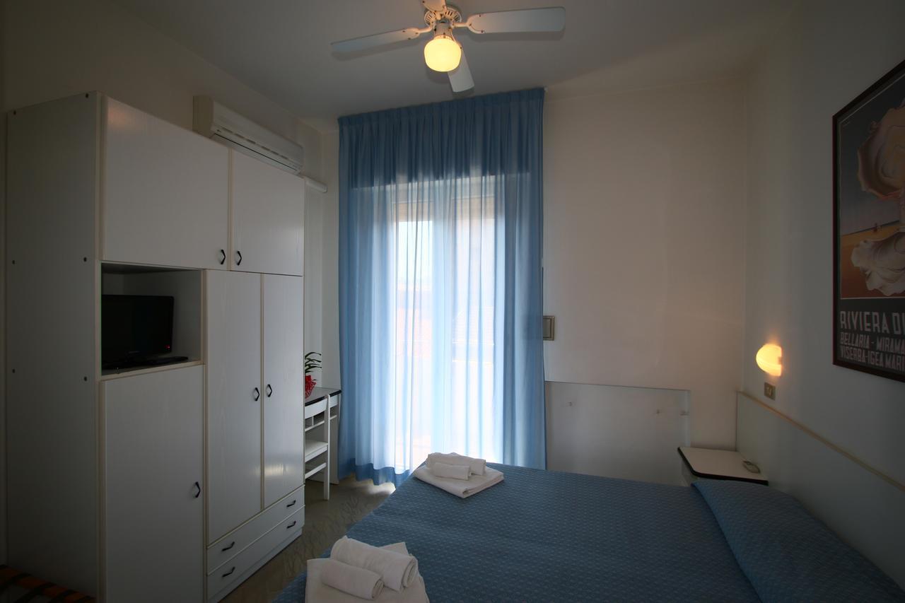 Hotel Tre Assi ريميني المظهر الخارجي الصورة