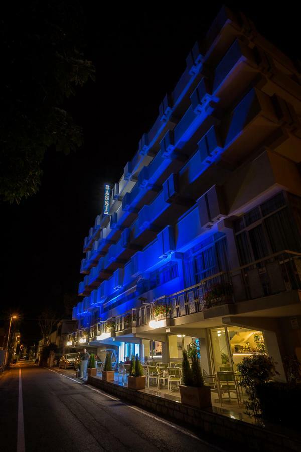 Hotel Tre Assi ريميني المظهر الخارجي الصورة